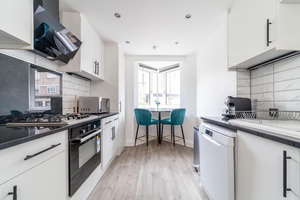 Апартаменты Stylish 3-Bed Near Camden Town & King'S Cross Лондон Экстерьер фото